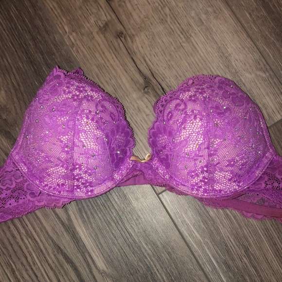 Victoria's Secret Other - Victoria’s Secret Dream Angels Push Up Bra 34A